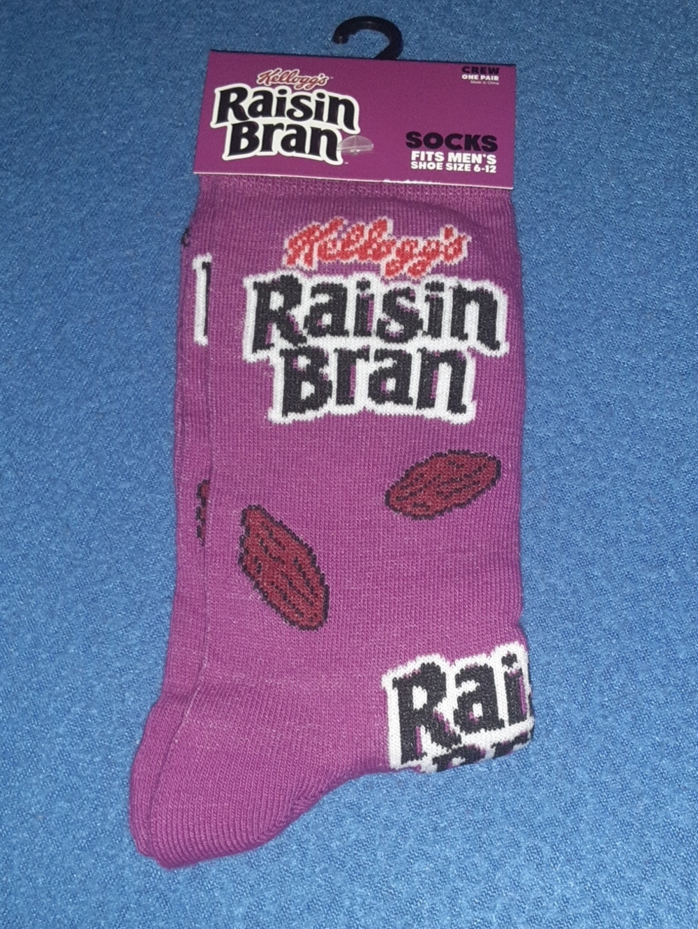Kellogg's Raisin Bran Men's Crew Socks in Purple